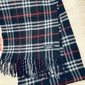 Scarves Burberry